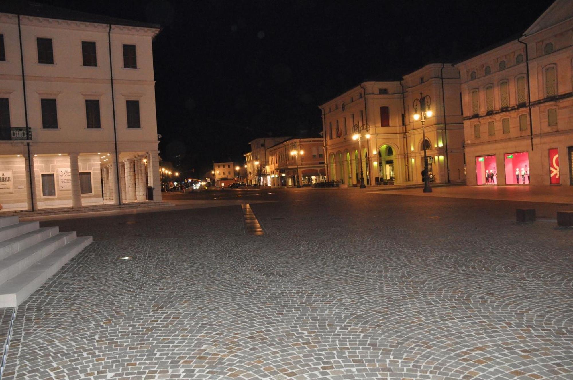 Nazionale Camere Montebelluna Bagian luar foto
